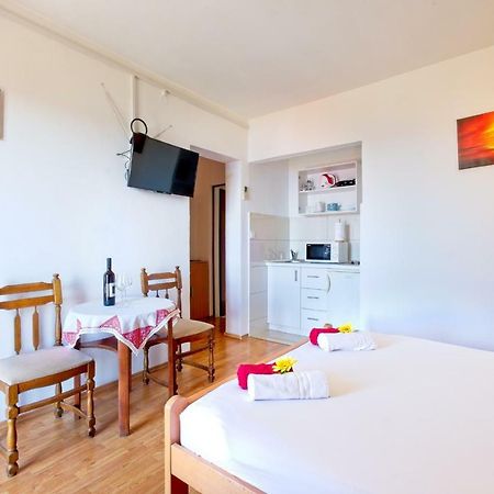Guest House Racic Млини Екстериор снимка