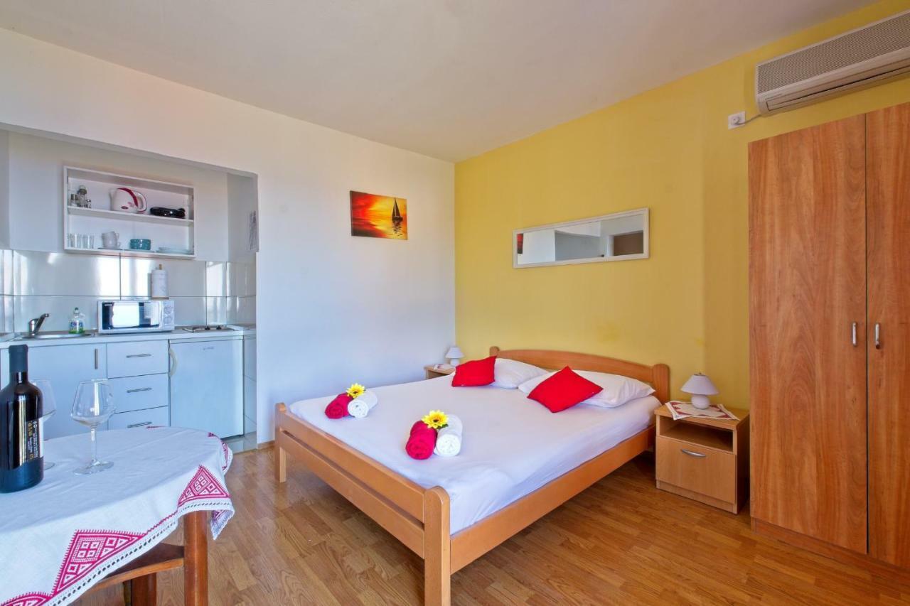 Guest House Racic Млини Екстериор снимка