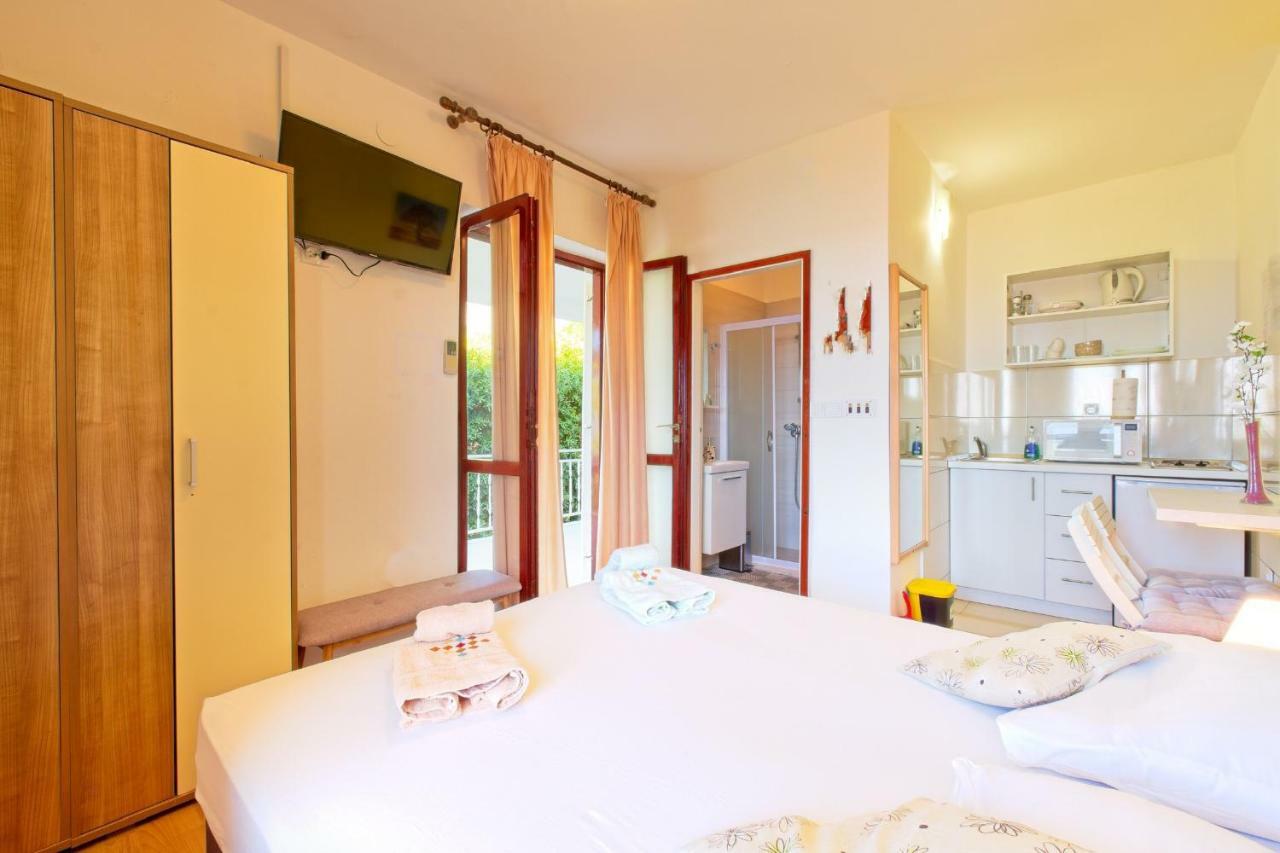 Guest House Racic Млини Екстериор снимка